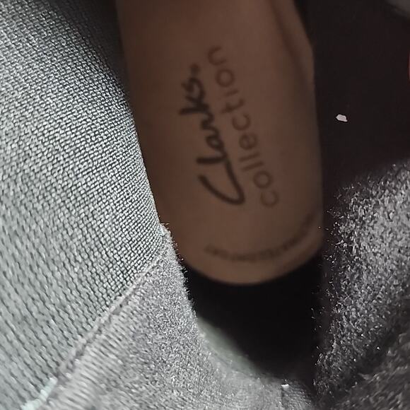 CLARKS BAYLA ROSE LEATHER SUEDE BLACK BOOTIES ALMOND TOE LADIES SIZE 8.5 NWOB - Picture 2 of 16